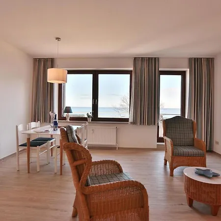 Strandburg Strandburg 14 *